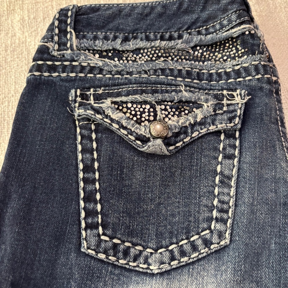 Maurices Premium Bootcut Jeans Dark Wash Rhinestone Embellished 9/10 Long Y2K - Picture 2 of 8